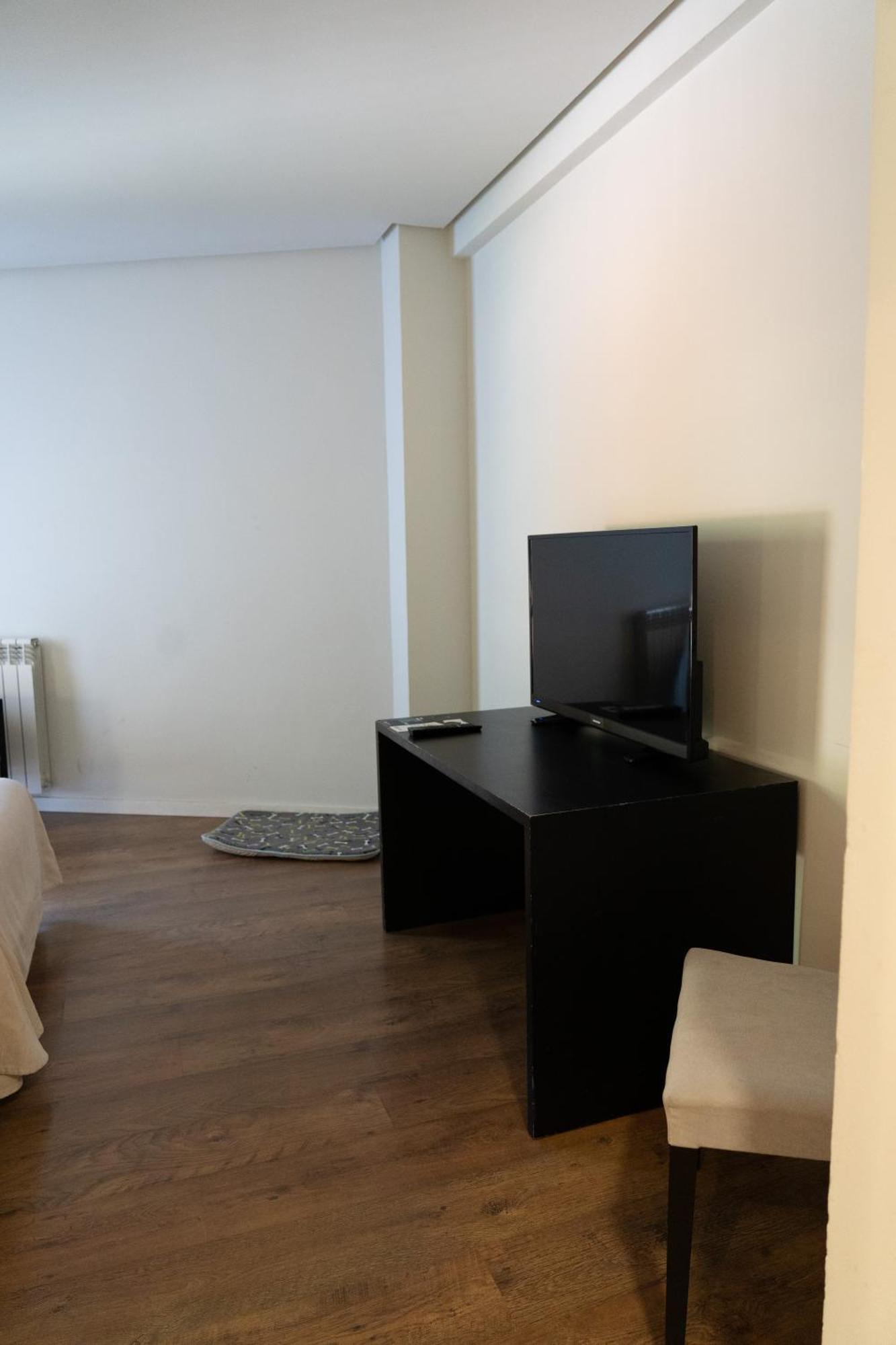 Hotel Y Apartamentos Snoe Исаба Экстерьер фото